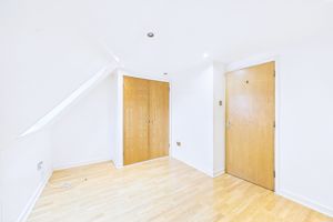 Main bedroom- click for photo gallery